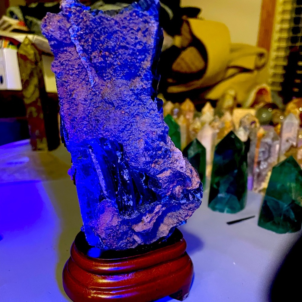 one time offer!Crystal Unique Angelic Peace Of heaven Rare Vivainite Piece too